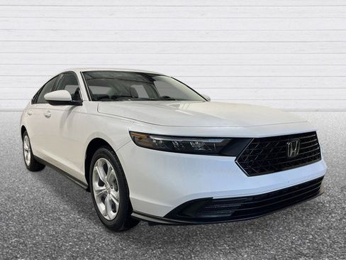 New 2026 Honda Accord LX image 9