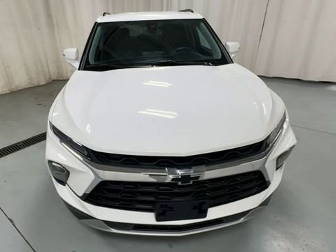Used 2023 Chevrolet Blazer LT AWD/4WD image 3