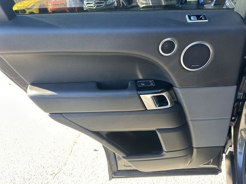 Used 2018 Land Rover Range Rover Sport HSE Dynamic image 30