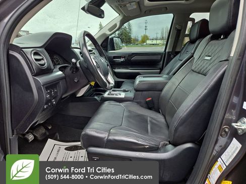 Used 2018 Toyota Tundra Platinum AWD/4WD image 2