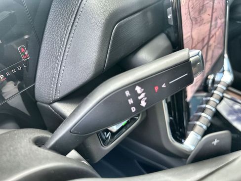 New 2026 GMC Yukon XL Denali w/ Sun & Power Step Package AWD/4WD image 26