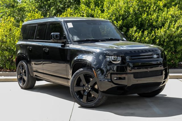 New 2026 Land Rover Defender 110 X-Dynamic SE AWD/4WD image 7