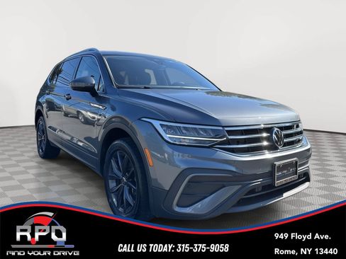 Used 2022 Volkswagen Tiguan SE AWD/4WD image 7