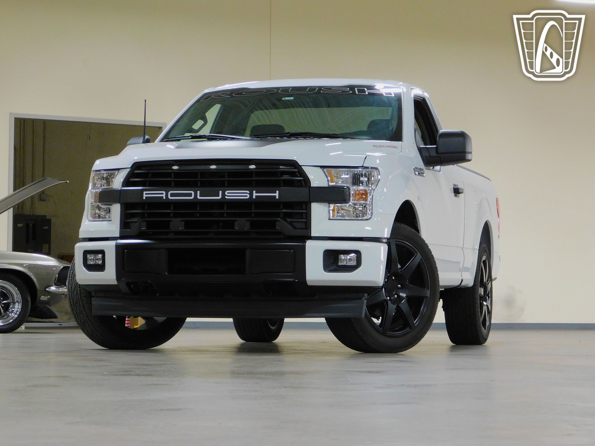 Used 2017 Ford F150 XL w/ Equipment Group 101A Mid RWD image 5