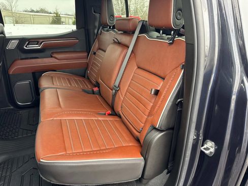 Used 2024 GMC Sierra 1500 Denali Ultimate image 16