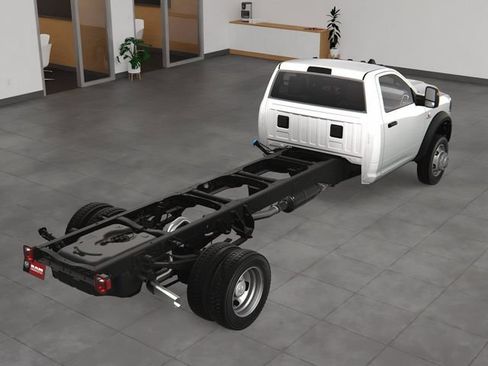 New 2023 RAM 5500 Tradesman RWD image 5