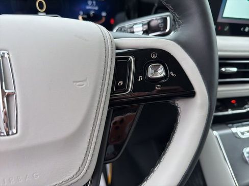 New 2026 Lincoln Aviator AWD image 29