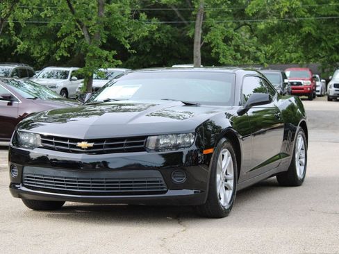 Used 2015 Chevrolet Camaro LS RWD image 3