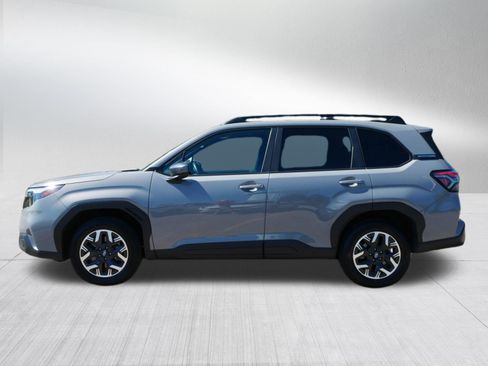 Used 2026 Subaru Forester Premium AWD/4WD image 4