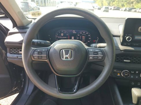Used 2024 Honda Accord EX image 28