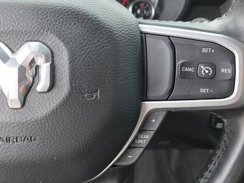 Used 2022 RAM 1500 Big Horn AWD/4WD image 15