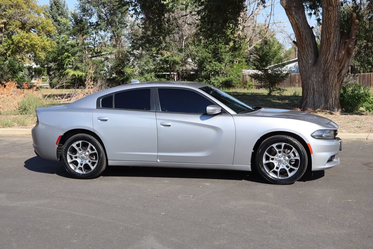 Used 2015 Dodge Charger SXT w/ AWD Plus Group image 3