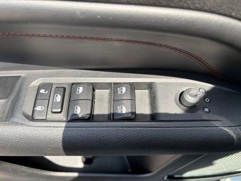 Used 2023 Jeep Compass Trailhawk AWD/4WD image 21