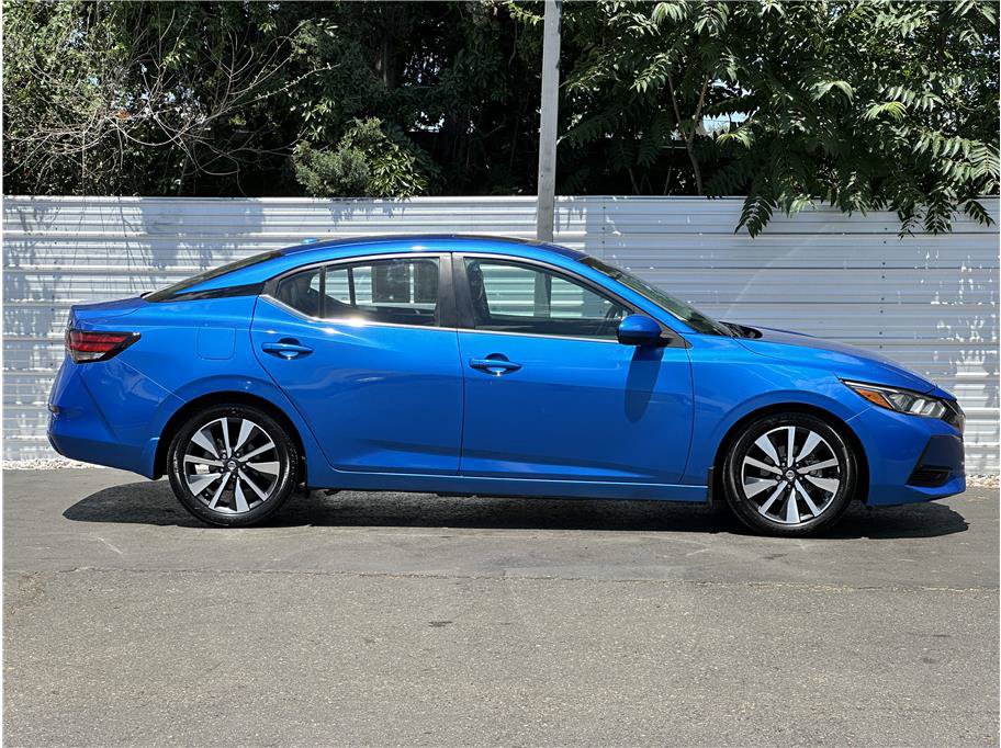 Used 2021 Nissan Sentra SV w/ SV Premium Package FWD image 9