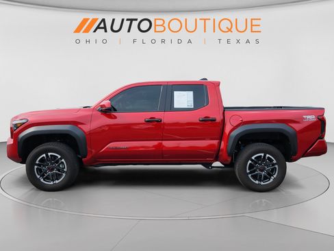 Used 2026 Toyota Tacoma TRD Off-Road AWD/4WD image 2