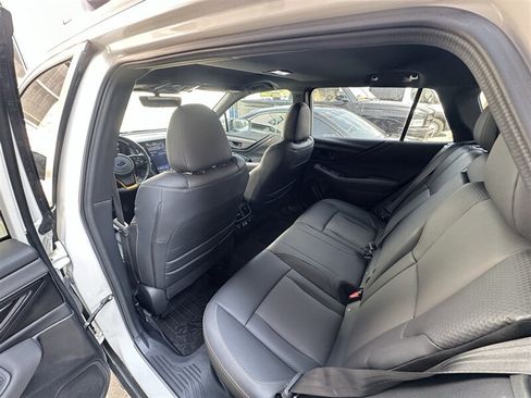 Used 2025 Subaru Outback Wilderness AWD/4WD image 9