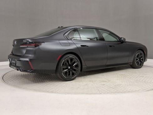 New 2026 BMW 740i 740i w/ Premium Package image 6