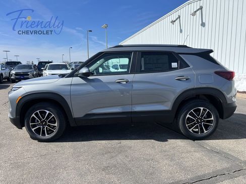 New 2026 Chevrolet TrailBlazer LT w/ LT Cold Weather Package AWD/4WD image 2