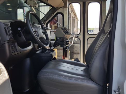 Used 2007 Chevrolet Express 3500 w/ School Bus Package RWD image 15