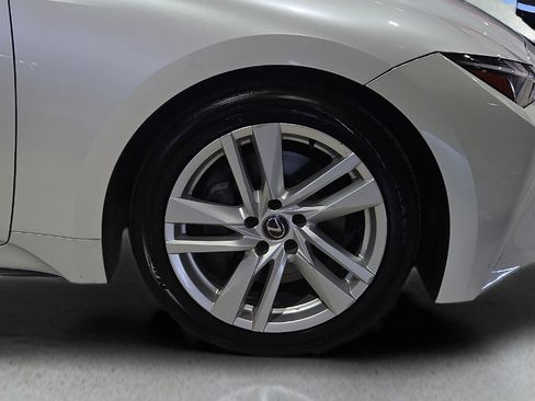 Used 2023 Lexus IS 300 w/ Comfort Package RWD image 8