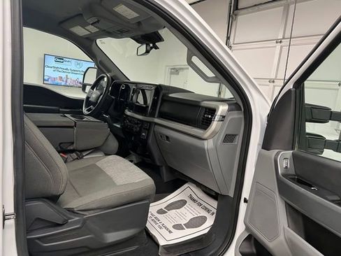 Used 2023 Ford F350 XLT image 53