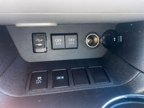 Used 2019 Toyota Highlander Limited image 31