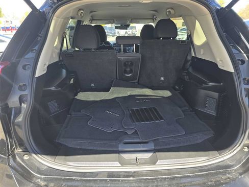 Used 2020 Nissan Rogue SV AWD/4WD image 38