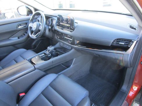 Used 2023 Nissan Rogue SL w/ SL Premium Package FWD image 29