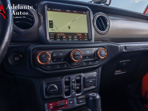 Used 2018 Jeep Wrangler Unlimited Rubicon AWD/4WD image 18
