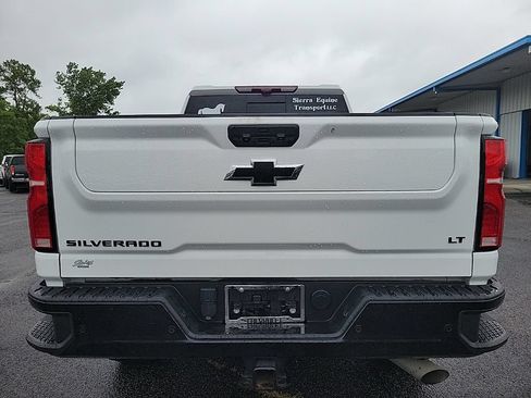 Used 2025 Chevrolet Silverado 2500 LT w/ Trail Boss Package AWD/4WD image 7