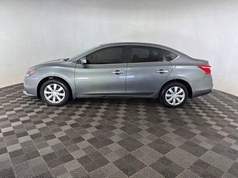 Used 2018 Nissan Sentra S FWD image 8