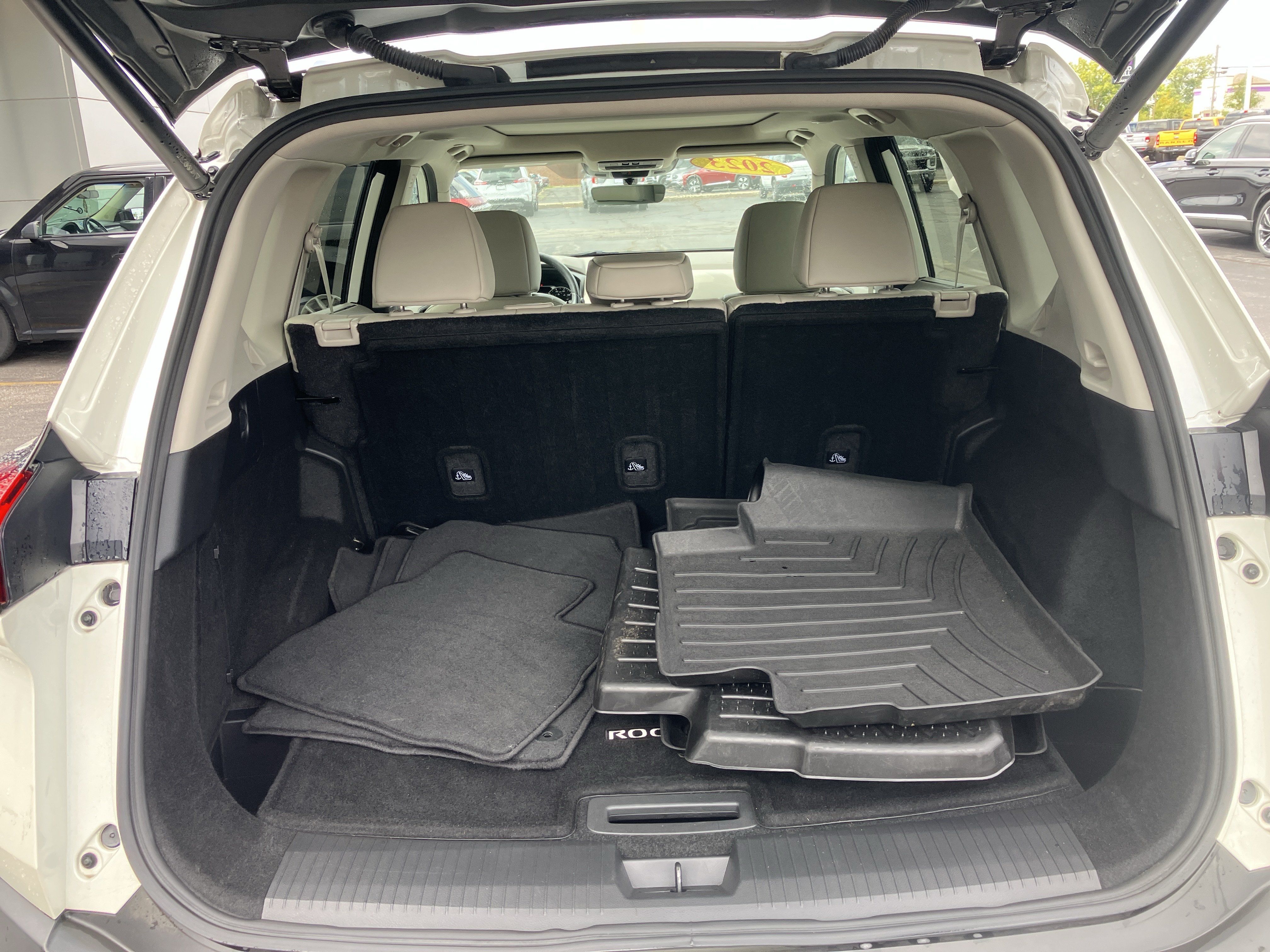 Used 2023 Nissan Rogue SL w/ SL Premium Package AWD/4WD image 11