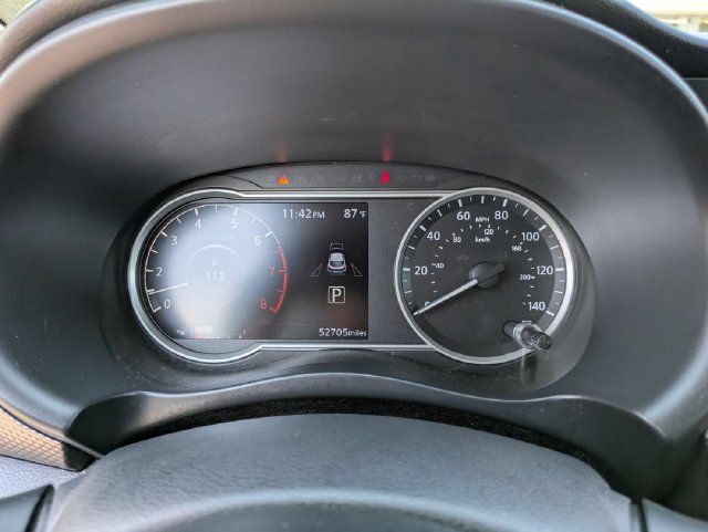 Used 2018 Nissan Kicks SV FWD image 12
