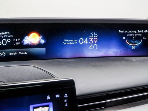 Used 2024 Lincoln Nautilus Premier w/ Equipment Group 102A image 29