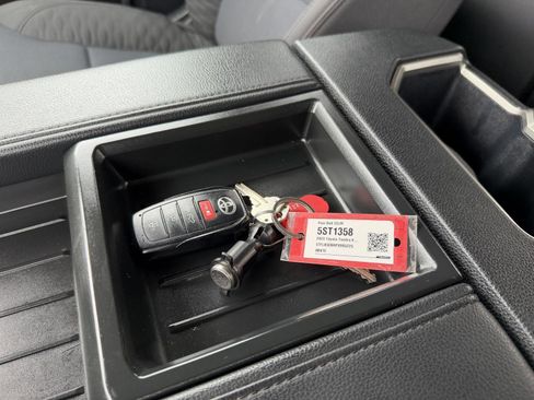 Used 2023 Toyota Tundra SR5 image 13