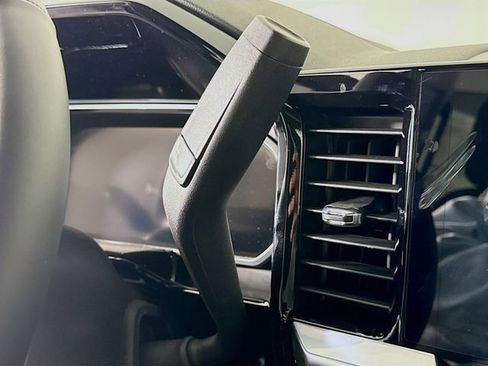 New 2026 Chevrolet Silverado 2500 LT w/ Z71 Chrome Sport Edition image 19