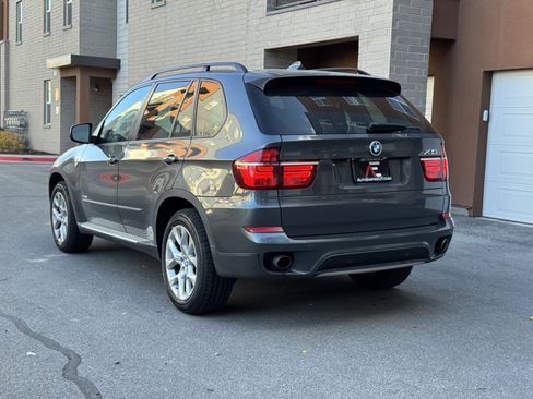 Used 2012 BMW X5 xDrive35i image 3