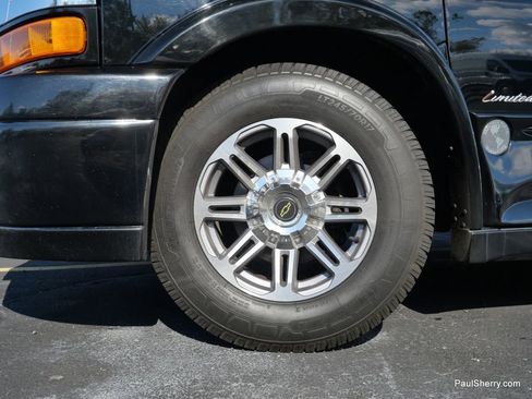 Used 2022 Chevrolet Express 2500 Extended w/ Enhanced Convenience Package image 15