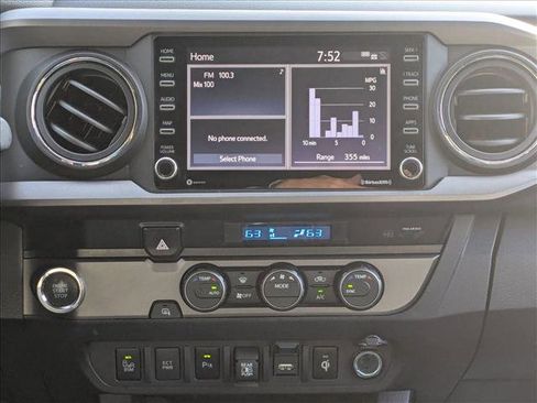 Used 2022 Toyota Tacoma TRD Sport image 13