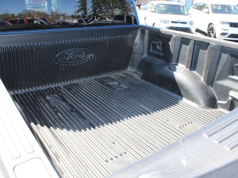 Used 2018 Ford F150 Raptor w/ Equipment Group 802A Luxury image 28