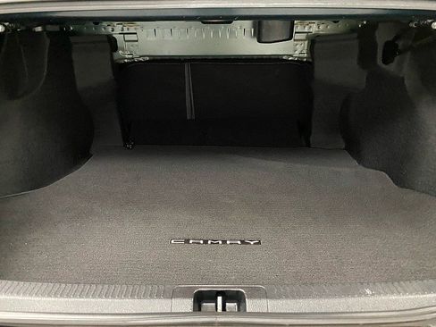 Used 2018 Toyota Camry LE image 12