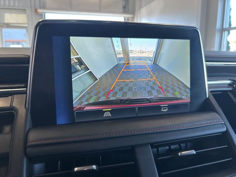 Used 2023 Chevrolet Suburban RST image 30