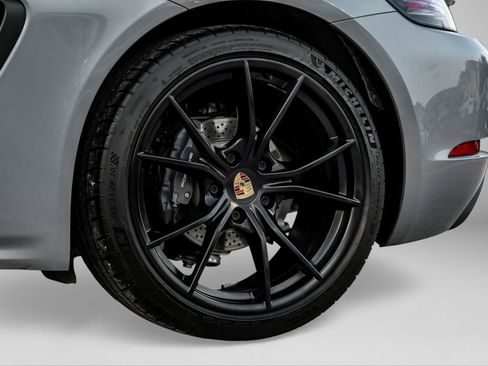 Used 2022 Porsche 718 Cayman image 61