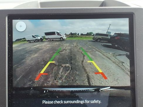 Used 2024 Ford Edge Titanium w/ Class II Trailer Tow Package AWD/4WD image 18