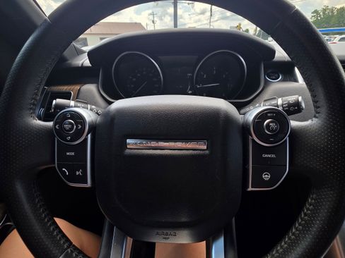 Used 2017 Land Rover Range Rover Sport HSE AWD/4WD image 9