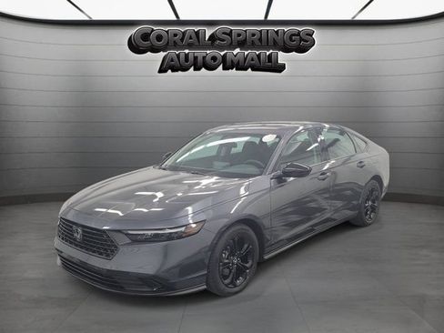 Used 2025 Honda Accord SE image 3