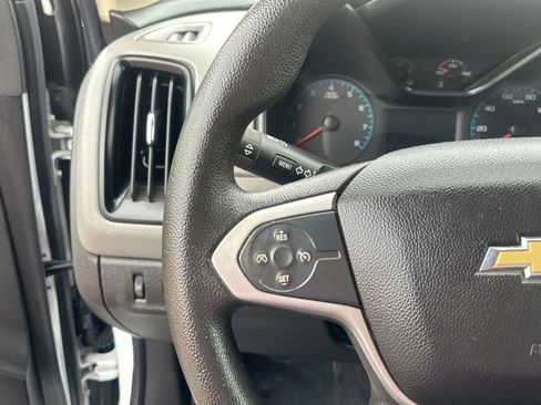 Used 2017 Chevrolet Colorado W/T w/ WT Convenience Package RWD image 19