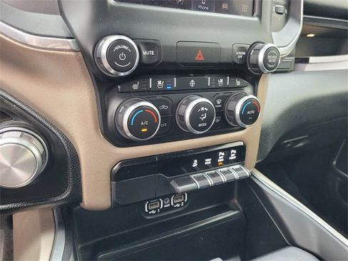 Used 2022 RAM 1500 Laramie image 24