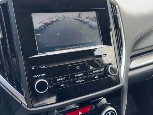 Used 2020 Subaru Forester Premium image 9