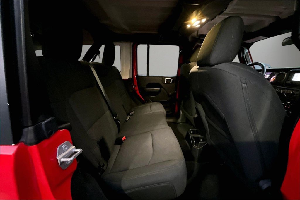 Used 2019 Jeep Wrangler Unlimited Sport AWD/4WD image 25
